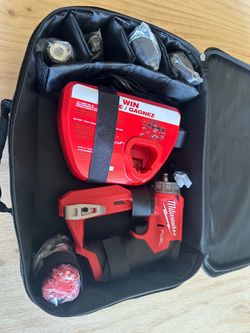 Milwaukee m12 Multi Drill