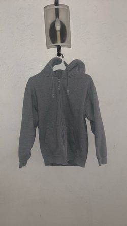 Men’s Pro club sweater (medium)