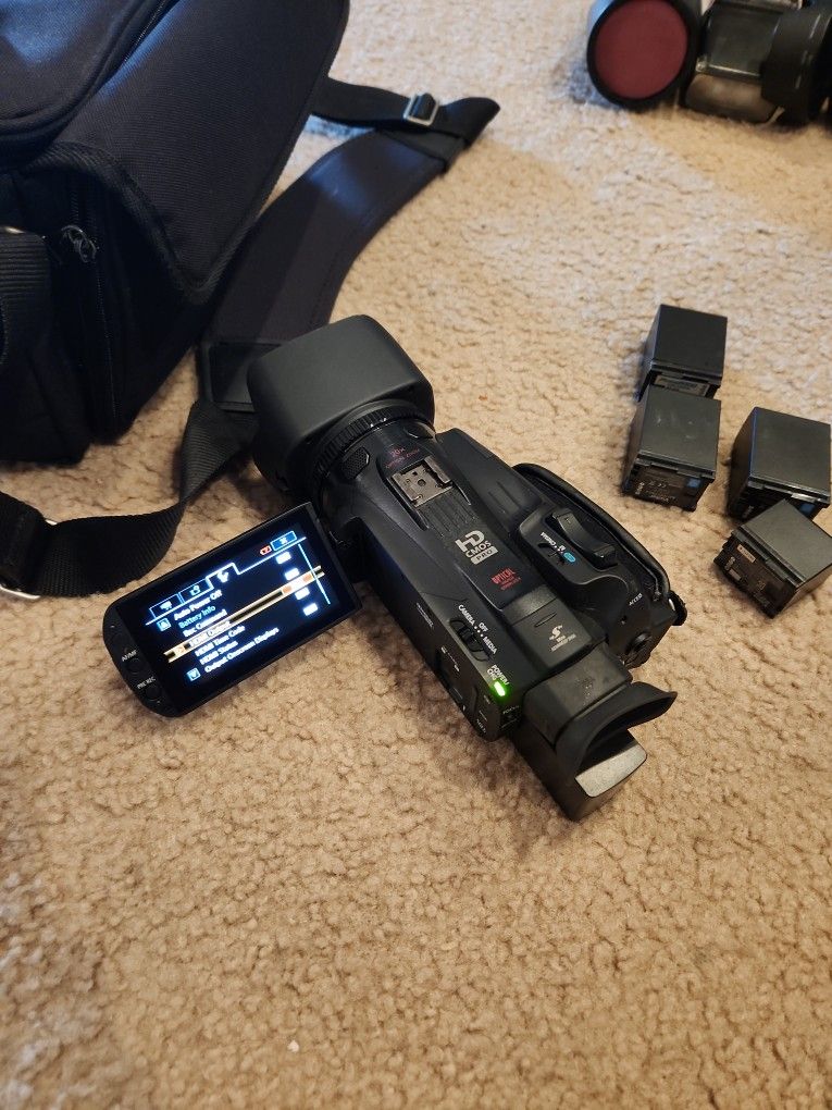 Canon VIXIA HF G30 Full HD Camcorder.