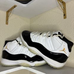 Air Jordan 11 Graditude Size 9 R3ps