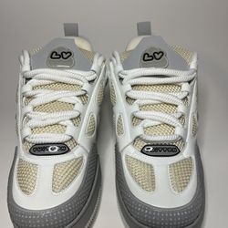 Lv Skates Size 10 New With Box :reps