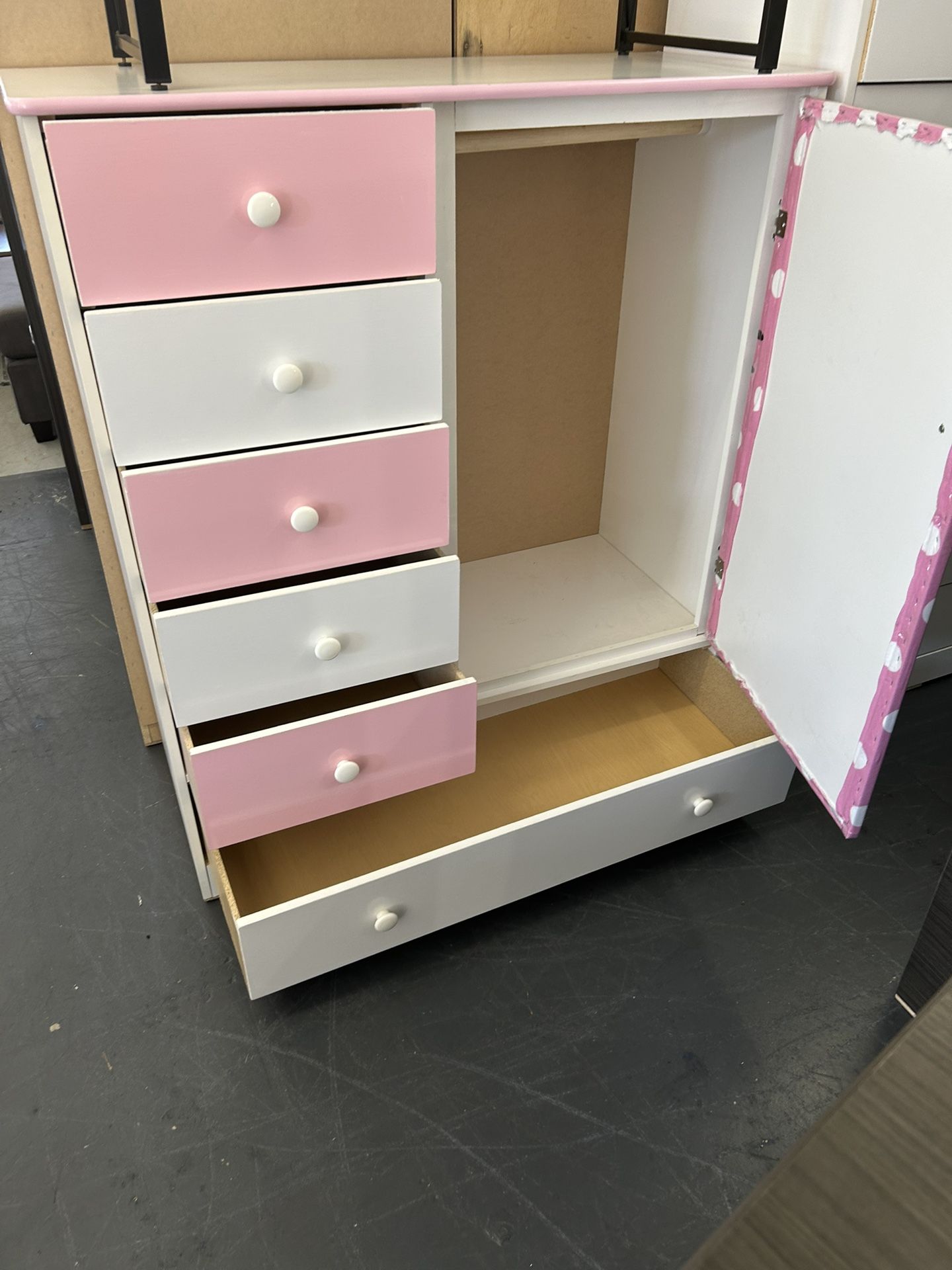 Hello Kitty Wardrobe Closet Different Characters Available