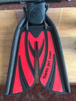 Scubapro Twin Jet Max Diving  1 fin.