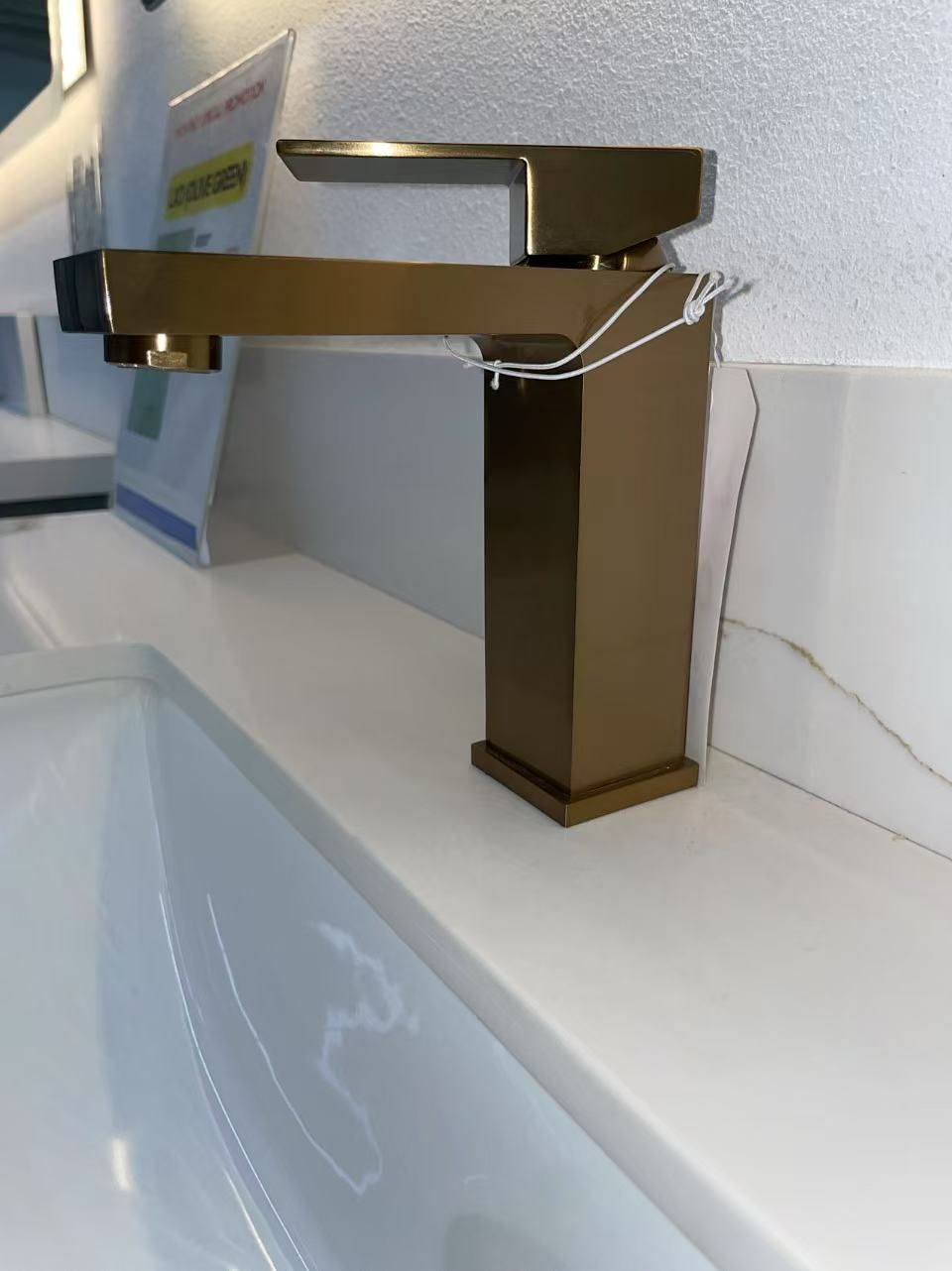 Premium Bathroom Faucets 5, Nice Cheap Bathroom Faucets, Modem High End Rose Gold Faucets, Matt Black Faucets, Contractor Specials Faucets