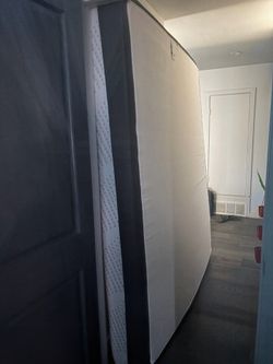 King size mattress 72” x 84”