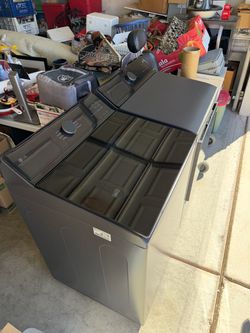 LG Washer & Dryer Thin Q SMART Top Loading 6 months old