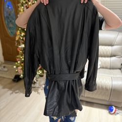 Men’s Leather Coat With Insulation Size Xlg Great Condition Barely Used $100