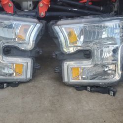 2016 Ford F150 XLT Headlights