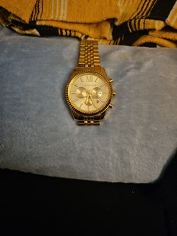 Michael Kors Mens Lexington Gold Watch.