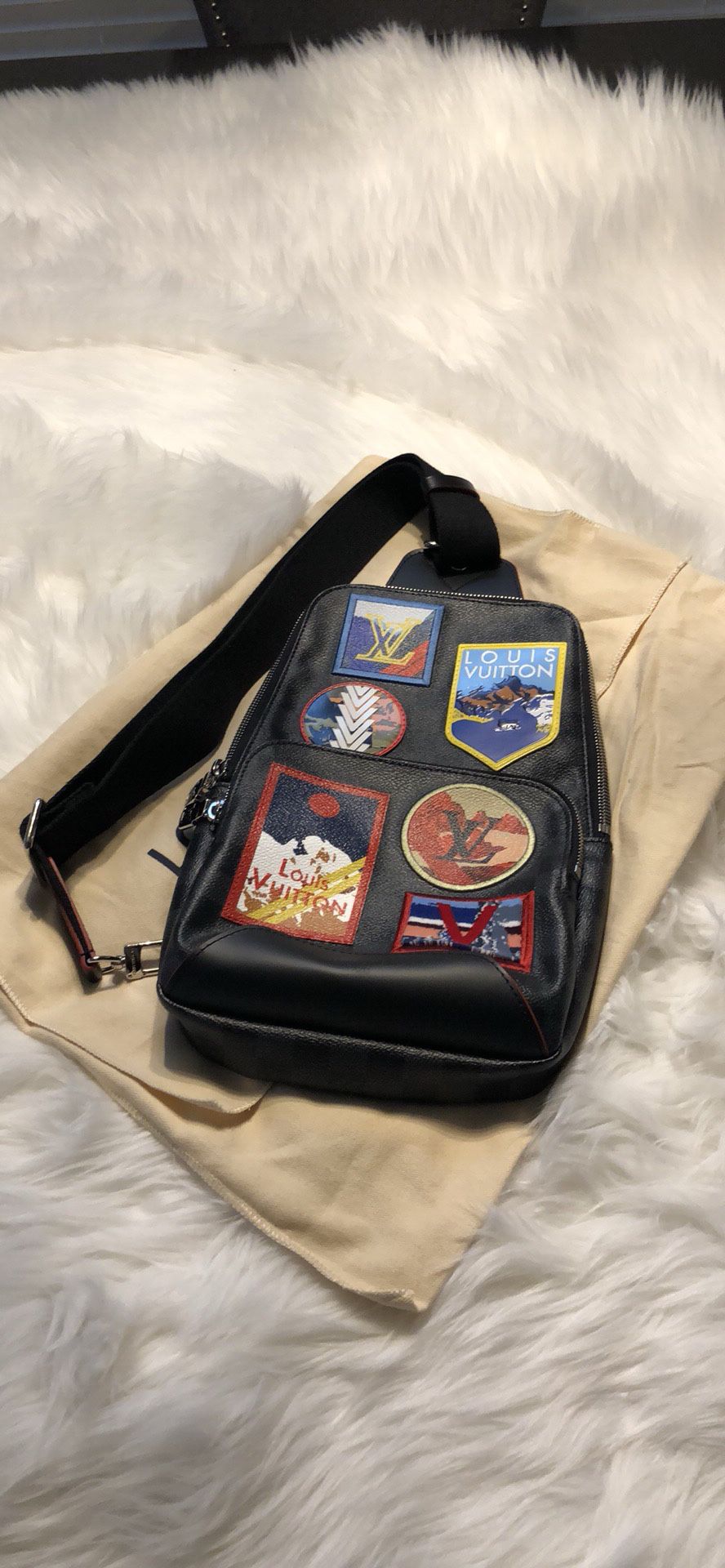 “Epicea” Louis Vuitton Avenue Sling Bag for Sale in Los Angeles, CA -  OfferUp