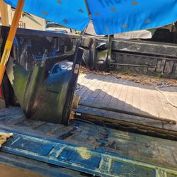 225 Hp Black Max 1995 25 In Shaft Less Than 20 Hr On Seals And Water Pump Excellent Working Condition 