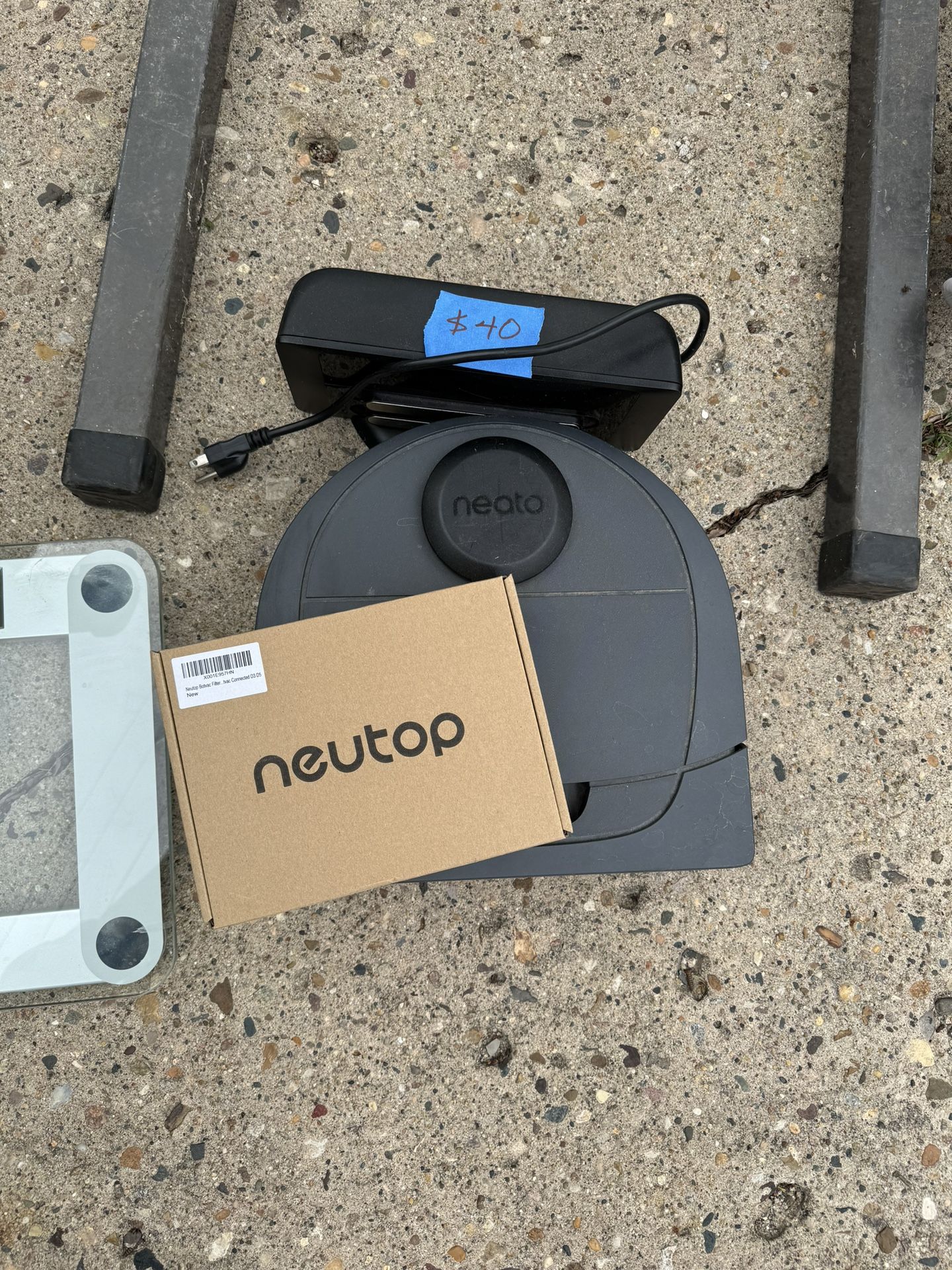 Neato Robot Vacuum