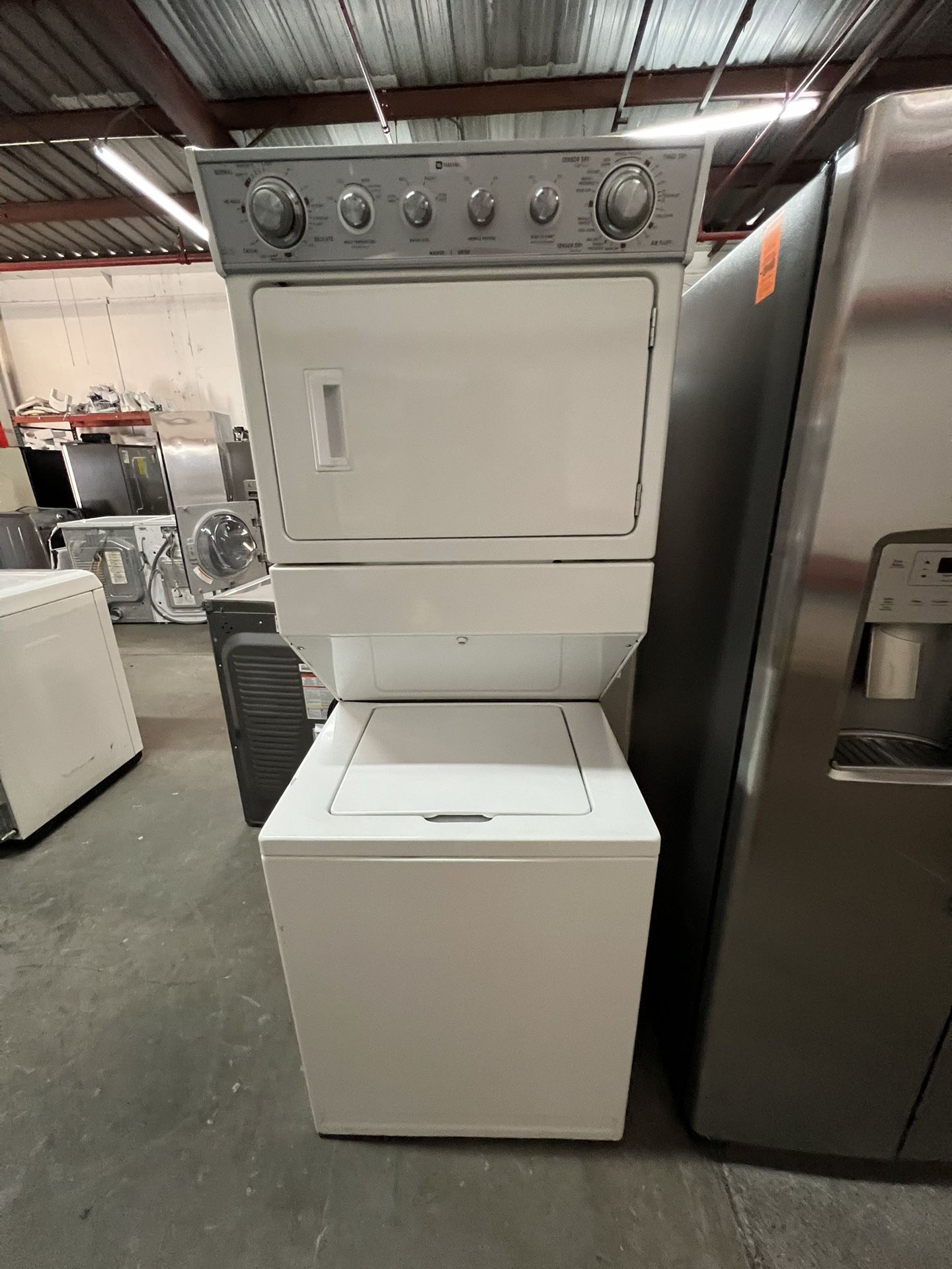 Full-Size Washer And Gas Dryer Stackable