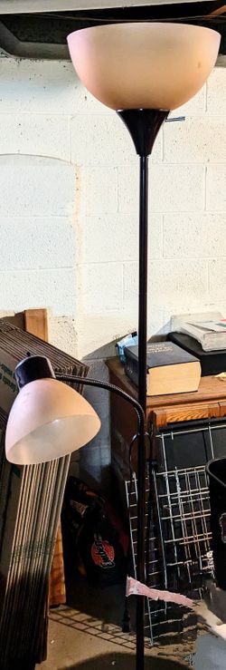 2 Bulb Bendable Lamp