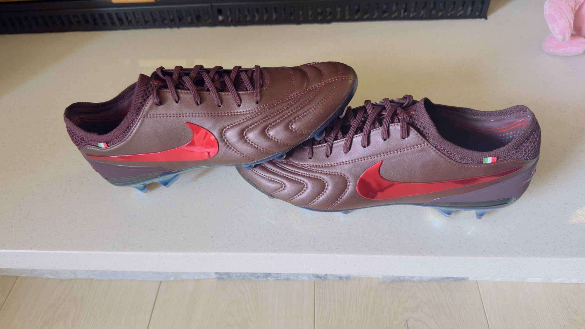 Nike Tiempo Legend 10 Elite Luxe FG Soccer Cleats