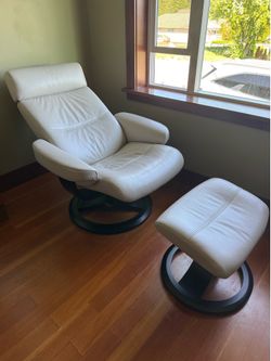 Oslo Leather Recliner & Ottoman