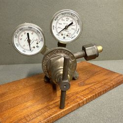 VICTOR SR-250 C COMPRESSED GAS REGULATOR