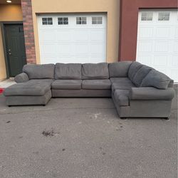 Sectional Couch - Free Delivery