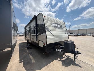 2016 Prime Time RV Avenger 26BH