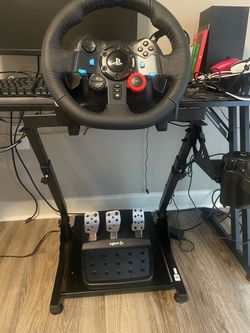 Logitech G29 Racing Wheel with Pedals and Stand