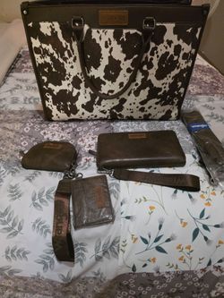 Wrangler big purse &two Wrangler wallets
