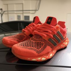 ULTRABOOST WEB DNA Running Size 10
