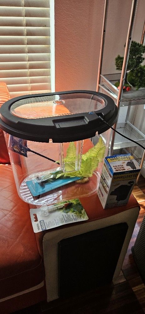 Fish Tank With Accessories 