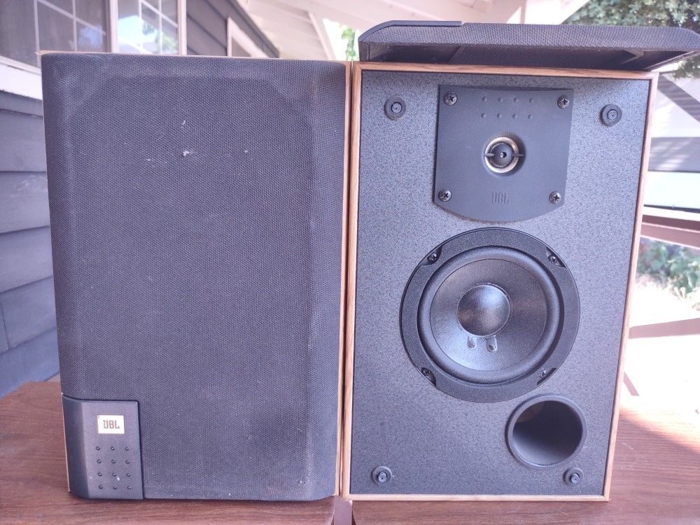 JBL J2050 Speakers