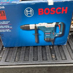 New 1-5/8 SDS MAX Rotary Hammer Bosch