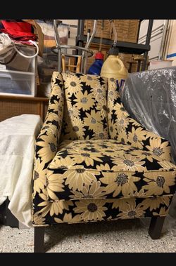Jonathan Louis chair