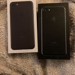 Apple IPHONES! Read Description