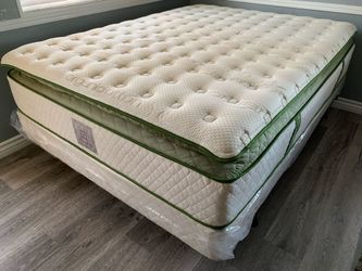 Full Organic Elite Superior Hybrid Cool Gel Memory Foam Pillow Top 14inch Mattress and boxspring
