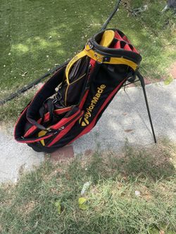 Taylormade Adult Standing Golf Bag In Good Cond