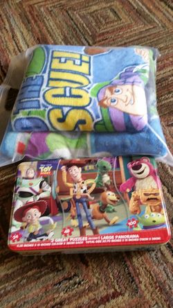 Toy story 3 & 1 puzzles and 2 blankets