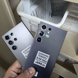 Samsung S24 ultra 256 GB Unlocked Immaculate Condition. 