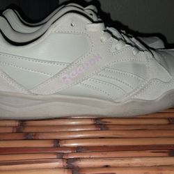 Reebok Women's Size 9