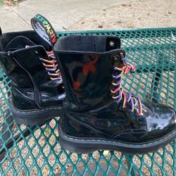 Dr Martens Jadon Hi Rainbow Patent Platform Boot US Men’s 9 Women’s 10