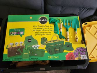 Kids gardening tool set