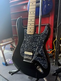 Shredder Strat