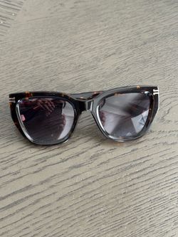 Marc Jacobs cat eye sunglasses