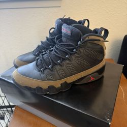 Jordan Retro 9 “Olive” 