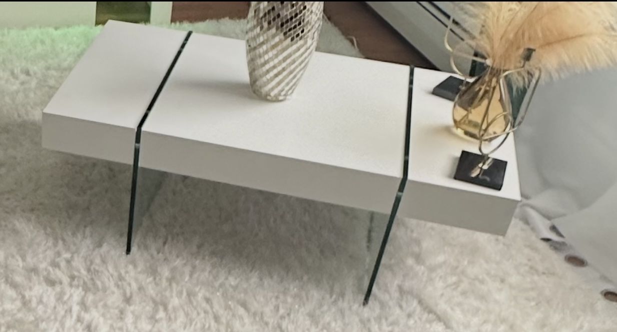 Safavieh Home Jacob White and Glass Leg Coffee Table