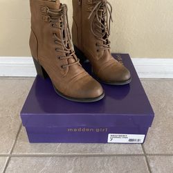 Combat Boots 