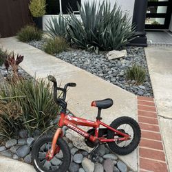 Little Kids Bike Maybe Ages 3-5 Specialized Hotrock