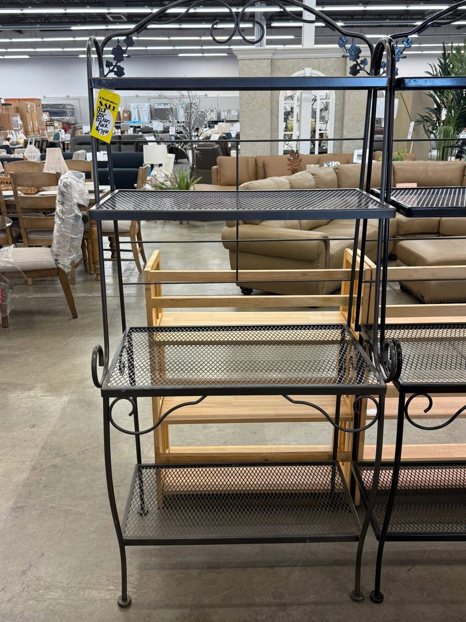 Outdoor Bakers Rack
