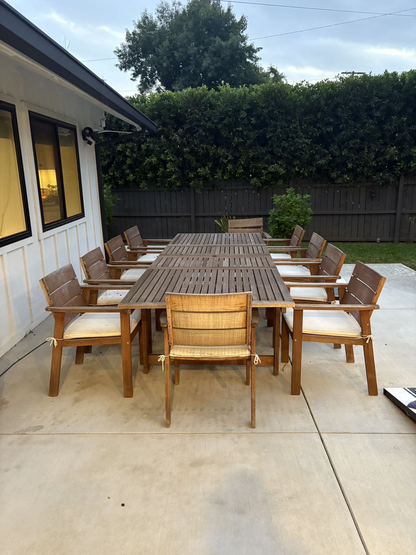 Wooden Outdoor Dining Table & Chairs for Sale in Los Angeles, CA OfferUp