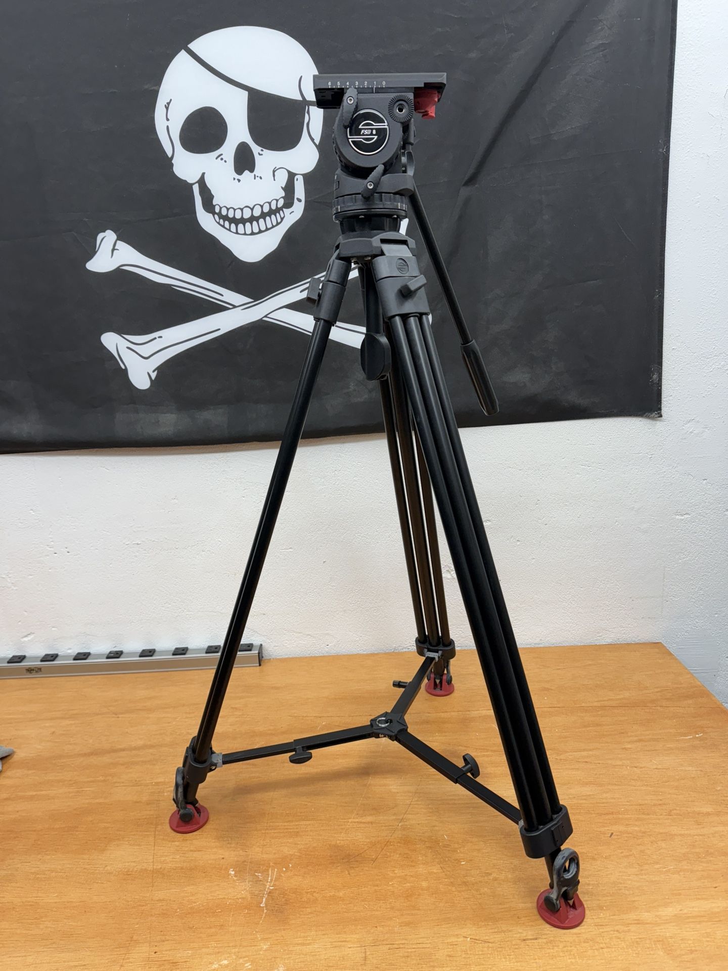 Sachtler FSB8 Tripod System