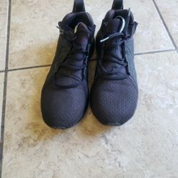 Puma Soft Foam Size 7.5. Used. 