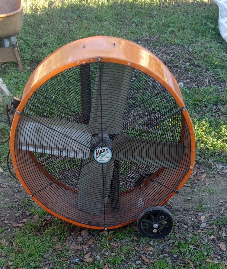 Maxx Air Shop Fan