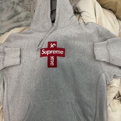 Men’s Supreme Hoodie